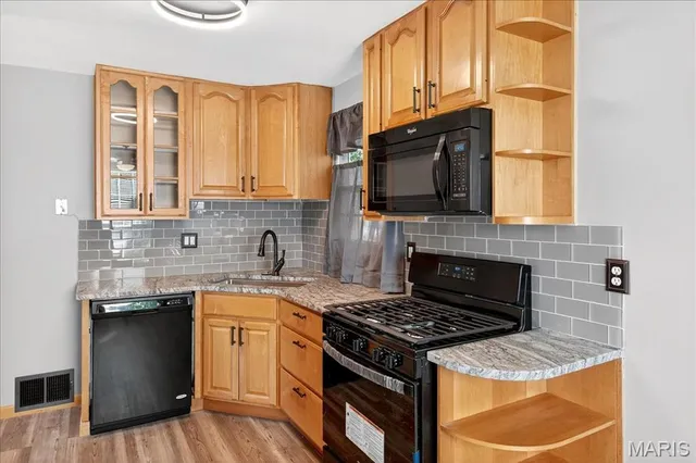 $327,500 | 7081 Winona Avenue, St. Louis, MO 63109