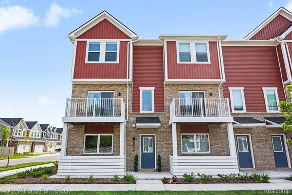 $459,000 | 750 Huntley Lane, Troy, MI 48085