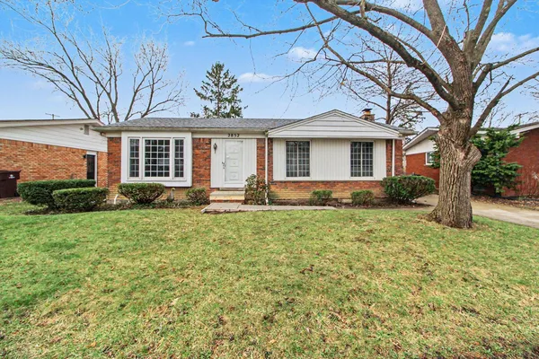 $429,900 | 2852 Briarcliff Street, Ann Arbor, MI 48105