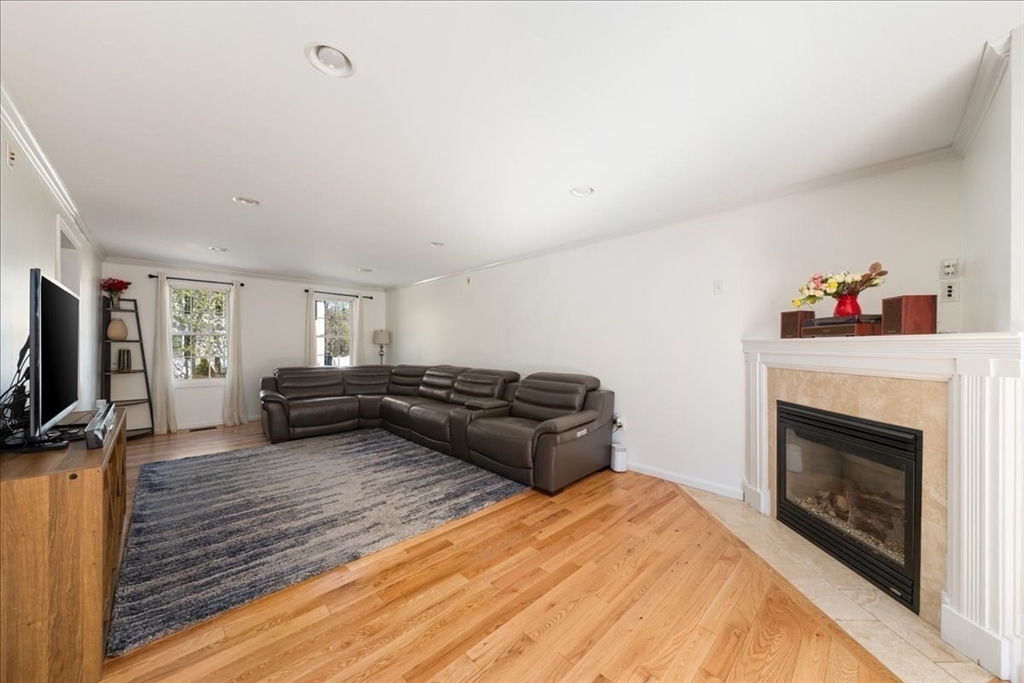 21 Carl R Ghilani Circle Ashland, MA 01721 - Photo 12 of 42 Gallery Image 12