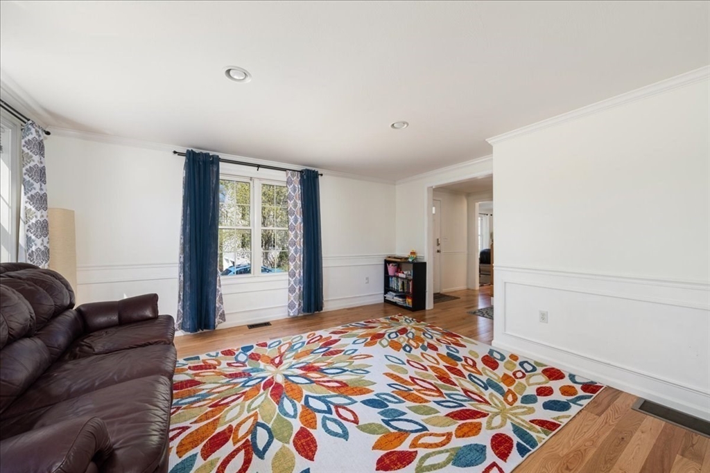 21 Carl R Ghilani Circle Ashland, MA 01721 - Photo 15 of 42 Gallery Image 15