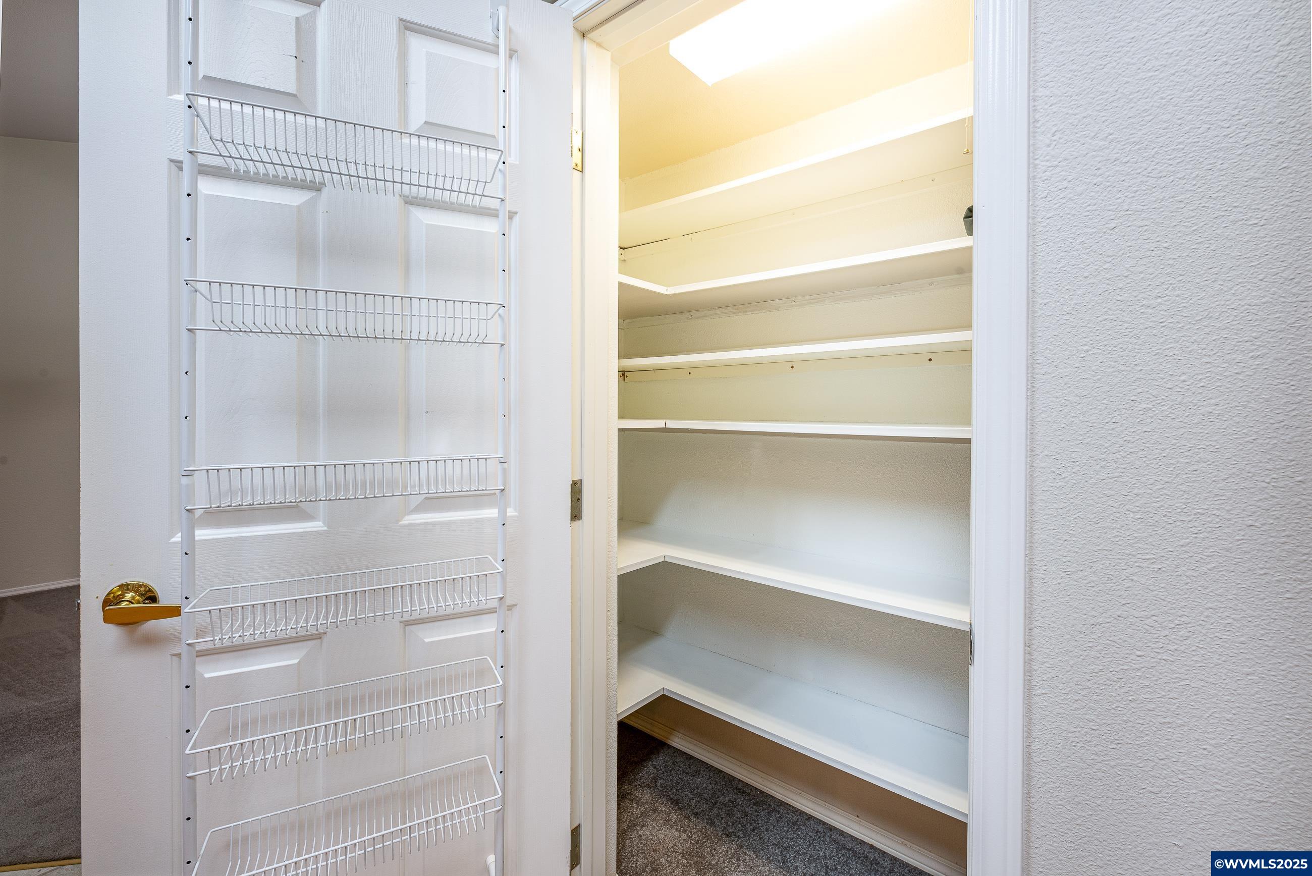 30830 Pineway Road Lebanon, OR 97355 - Photo 15 of 47 Gallery Image 15