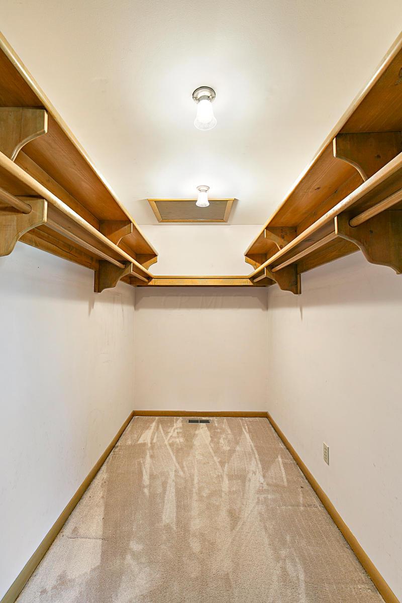 2620 Jordan Road Columbus, OH 43231 - Photo 16 of 32 Gallery Image 16