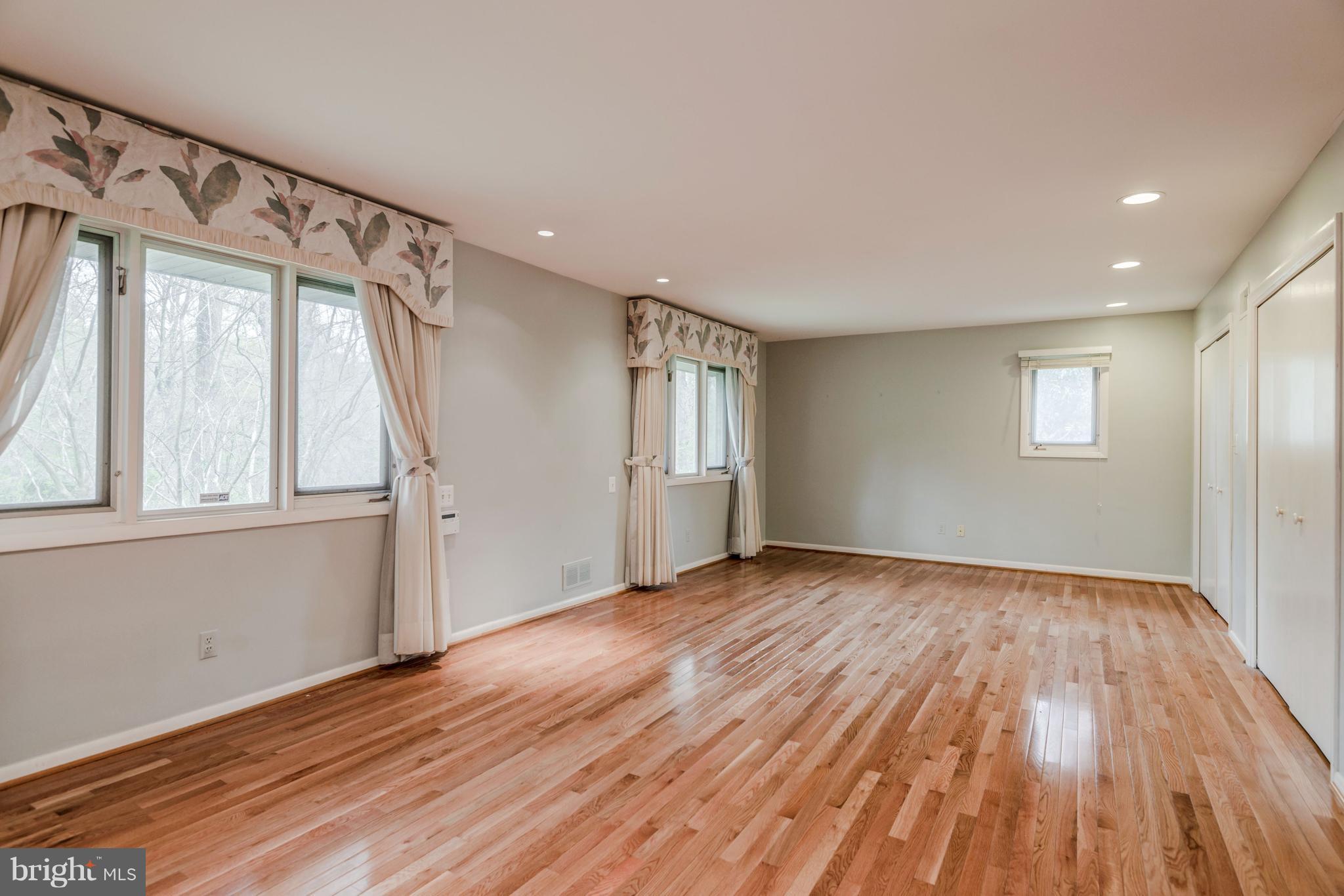 7017 Nevis Road Bethesda, MD 20817 - Photo 17 of 30 Bedroom (Master)