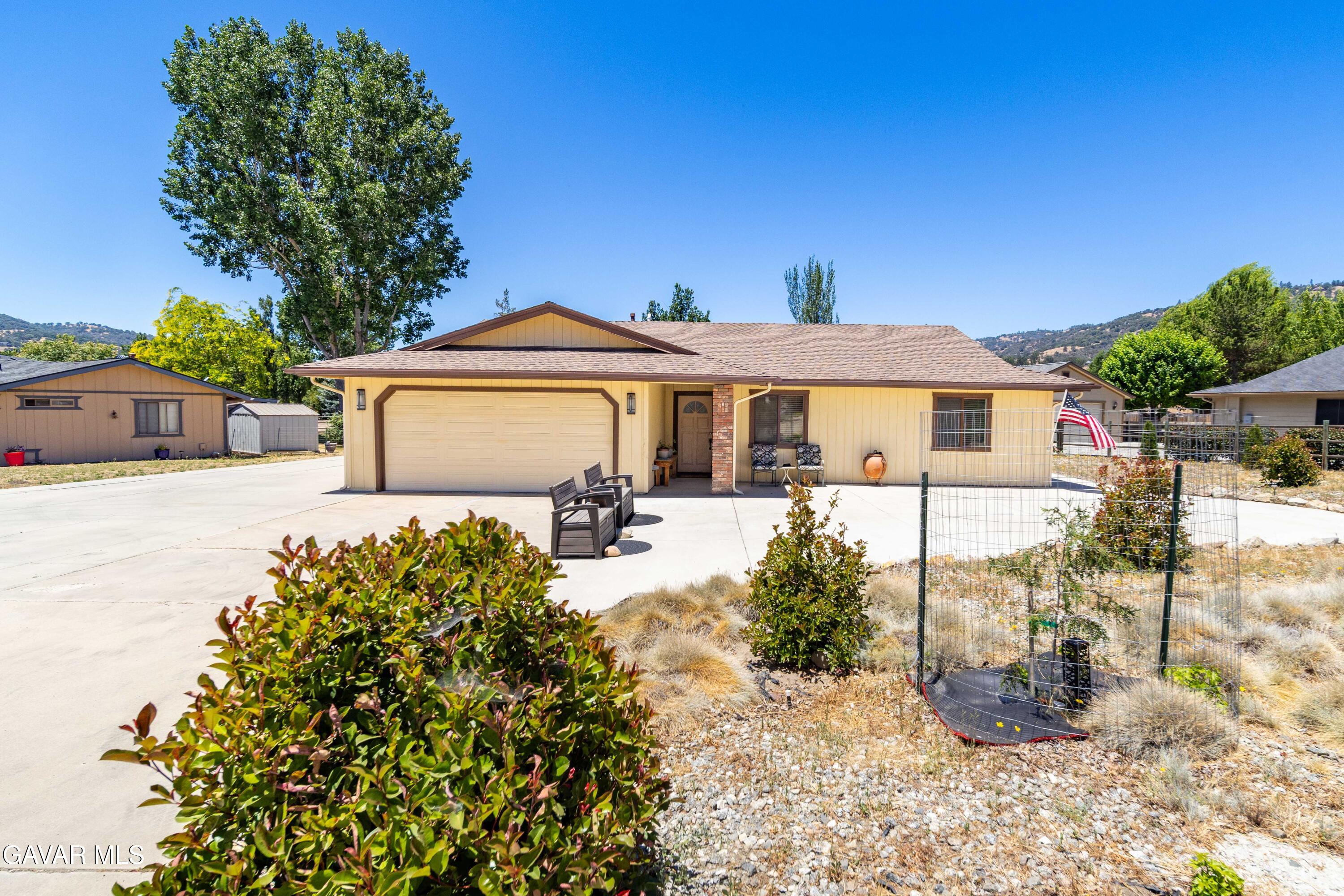 29381 Fawn Way Tehachapi, CA 93561 - Photo 1 of 27 29381 Fawn Way Tehachapi-2