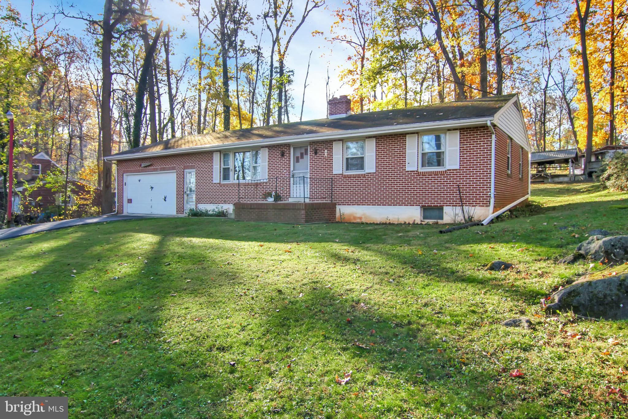 759 Hess Road Elizabethtown, PA 17022 - Photo 2 of 25 Gallery Image 2