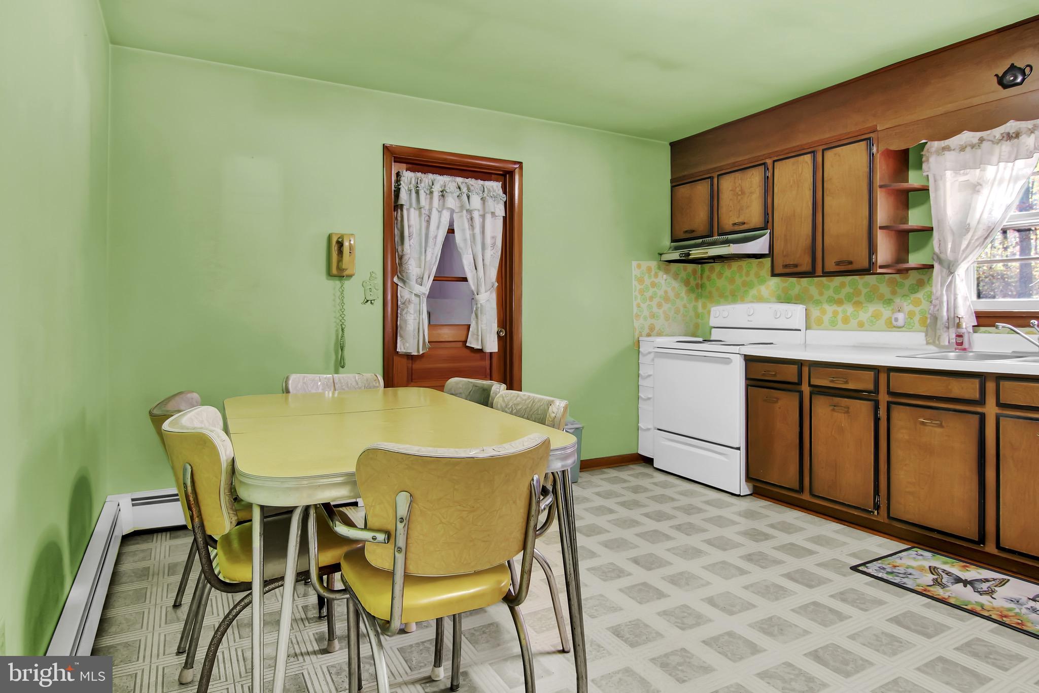 759 Hess Road Elizabethtown, PA 17022 - Photo 15 of 25 Gallery Image 15