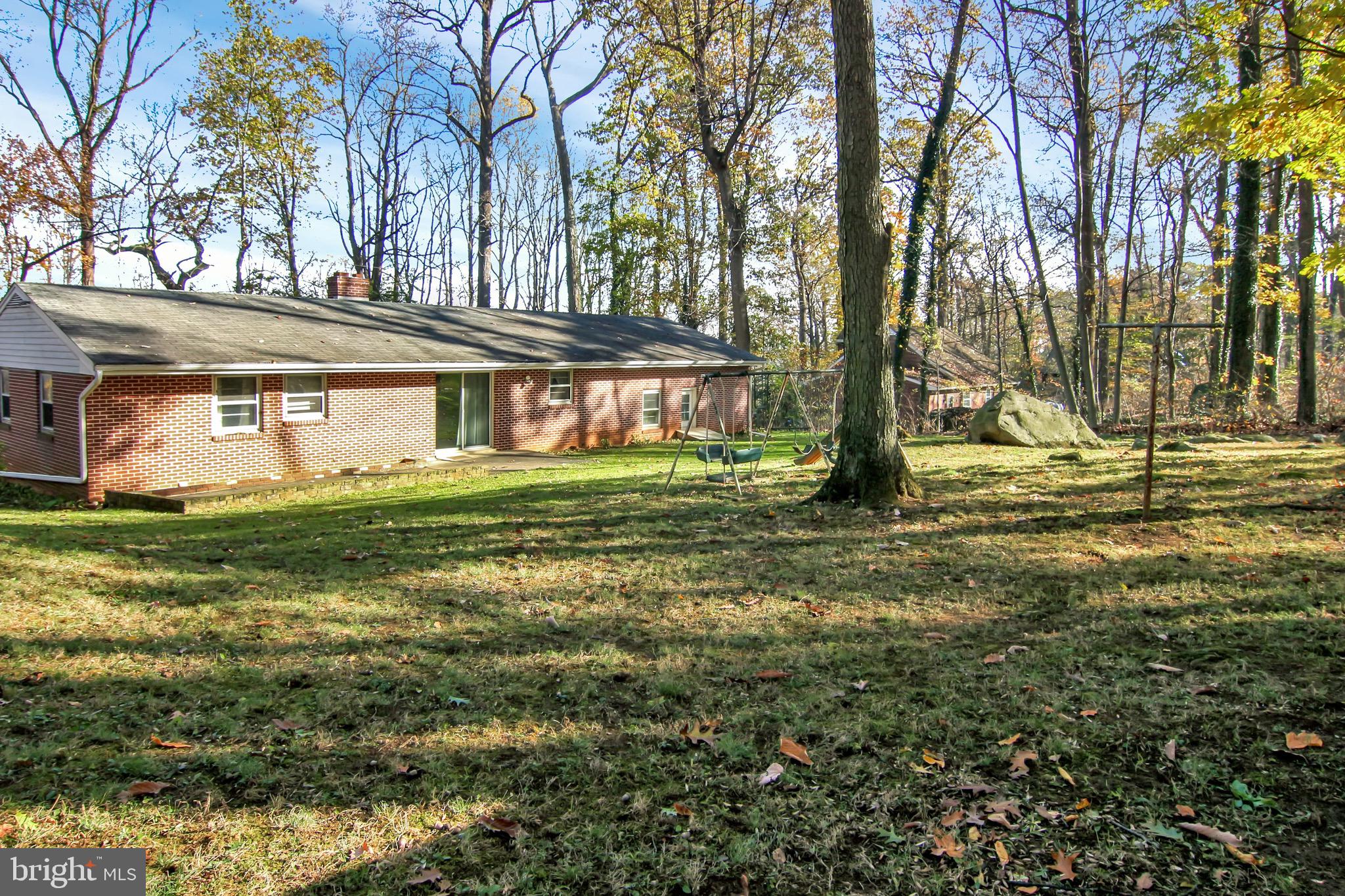 759 Hess Road Elizabethtown, PA 17022 - Photo 3 of 25 Gallery Image 3