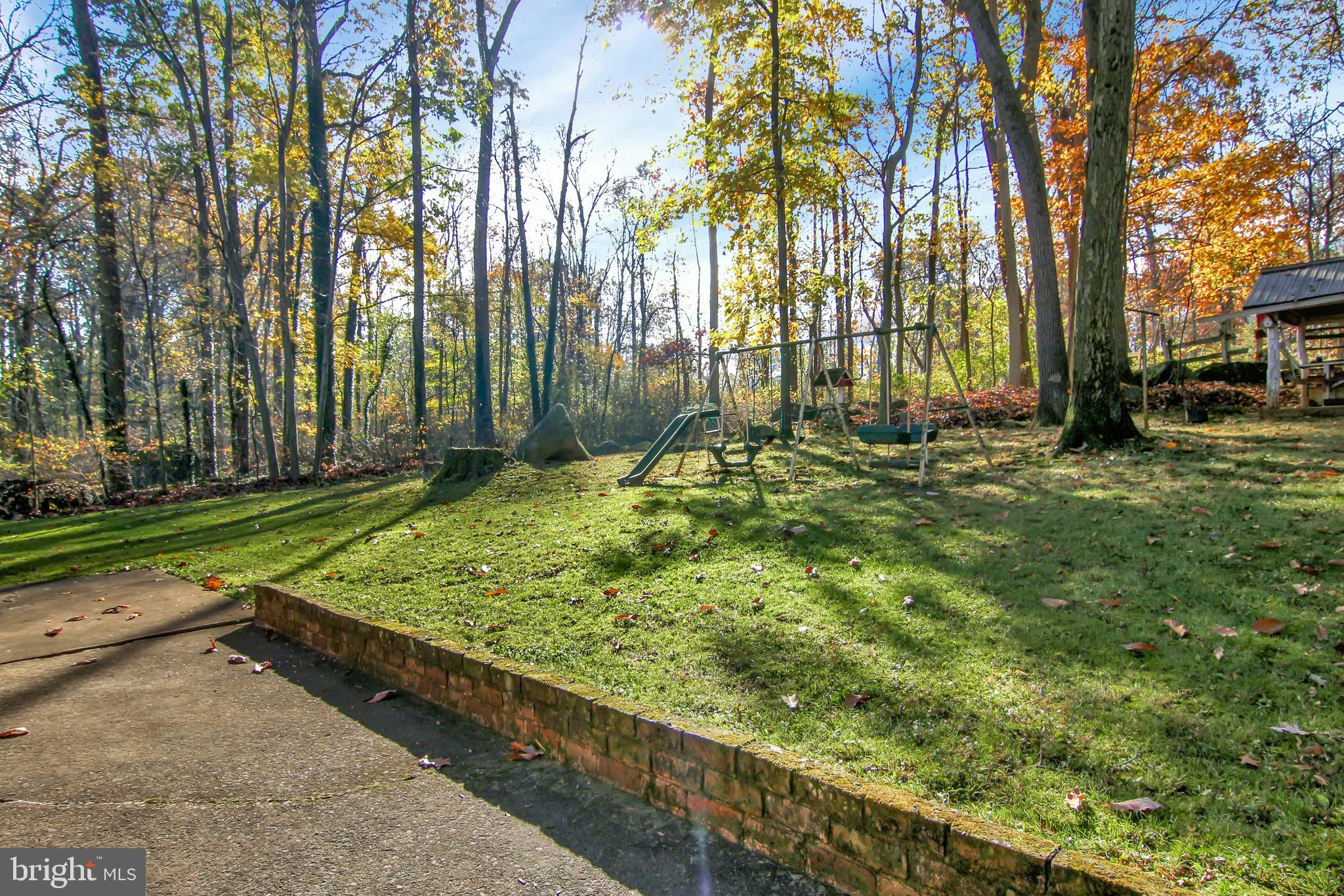 759 Hess Road Elizabethtown, PA 17022 - Photo 5 of 25 Gallery Image 5