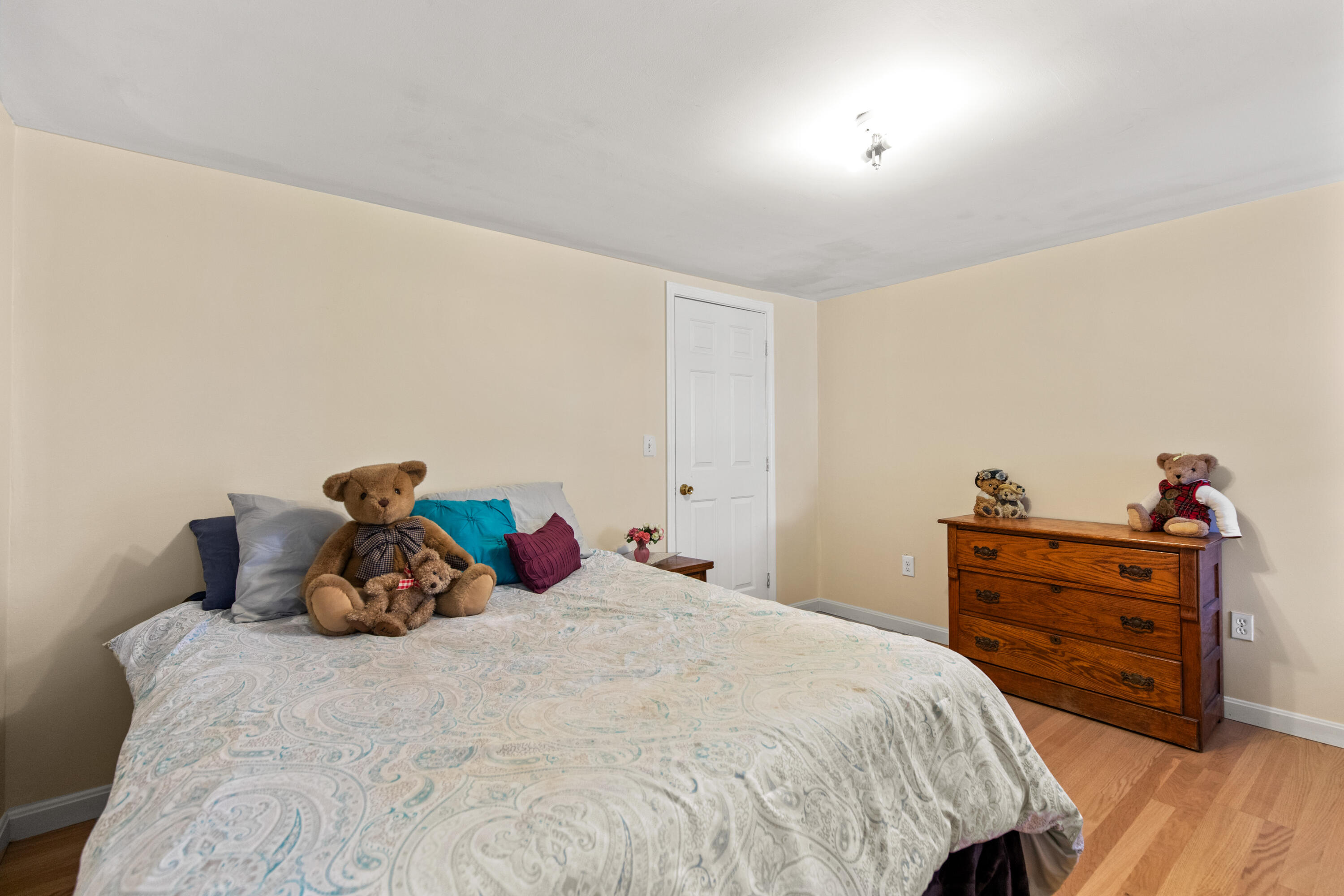 75 Eleanor Avenue Standish, ME 04084 - Photo 22 of 70 75 Eleanor Standish035