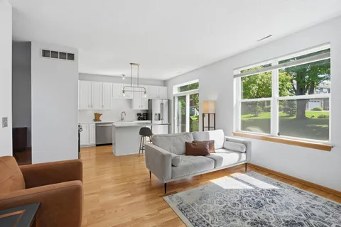 $324,900 | 16366 Jamison Path, Lakeville, MN 55044