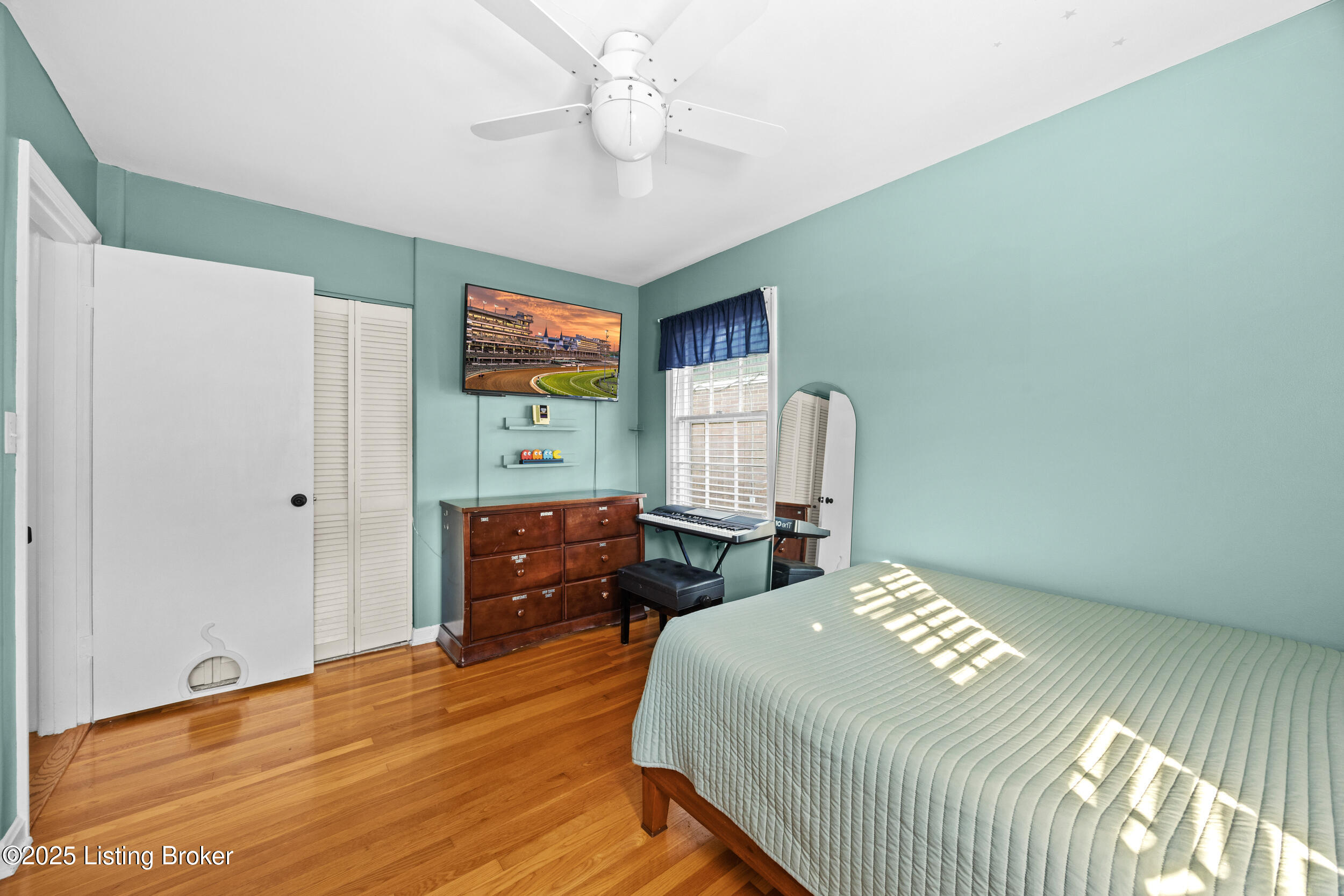 3021 Talisman Road Louisville, KY 40220 - Photo 20 of 41 IMG_5803