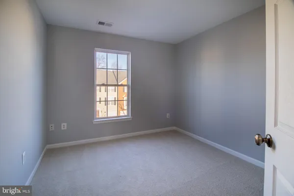 $294,900 | 98 Lullwater Way, Falling Waters, WV 25419