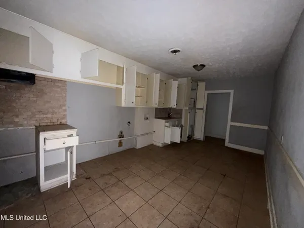 $59,500 | 230 North Sunset Terrace, Jackson, MS 39212