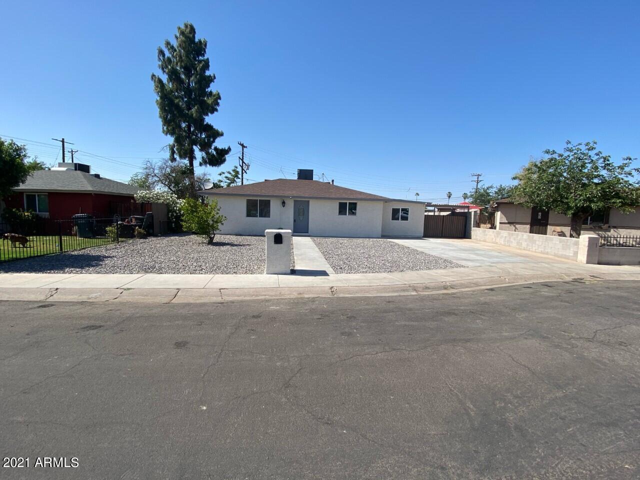 6430 West Piccadilly Road Phoenix, AZ 85033 - Photo 1 of 21 thumbnail_image0