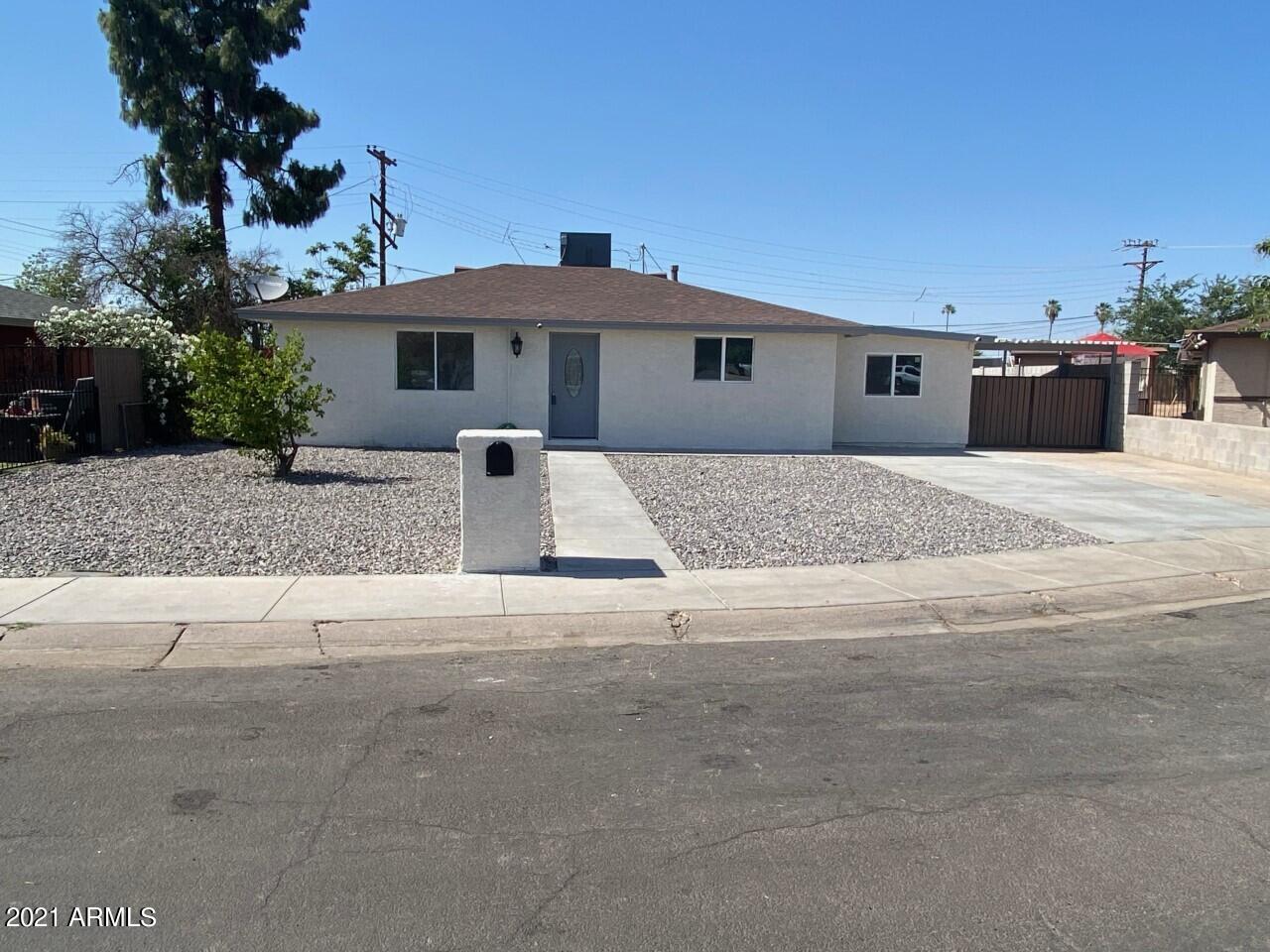 6430 West Piccadilly Road Phoenix, AZ 85033 - Photo 3 of 21 thumbnail_image2