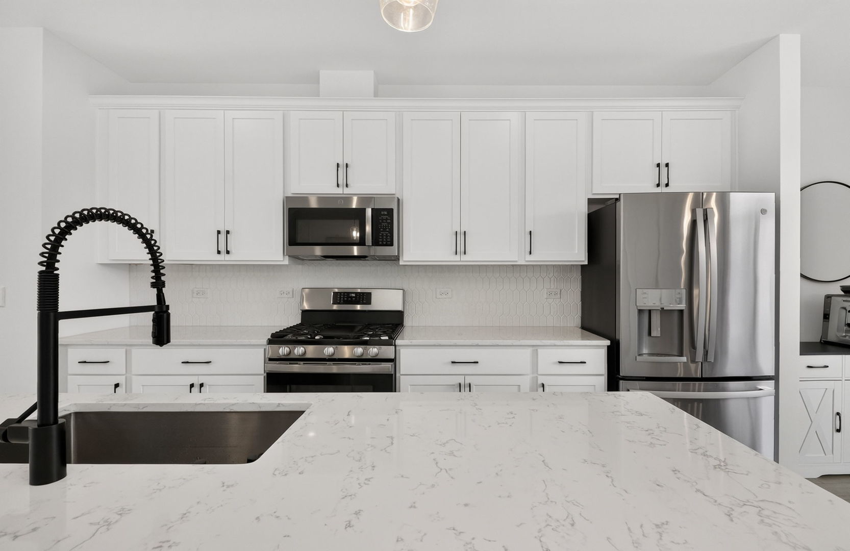 1035 Wren Road Des Plaines, IL 60018 - Photo 12 of 31 Gallery Image 12