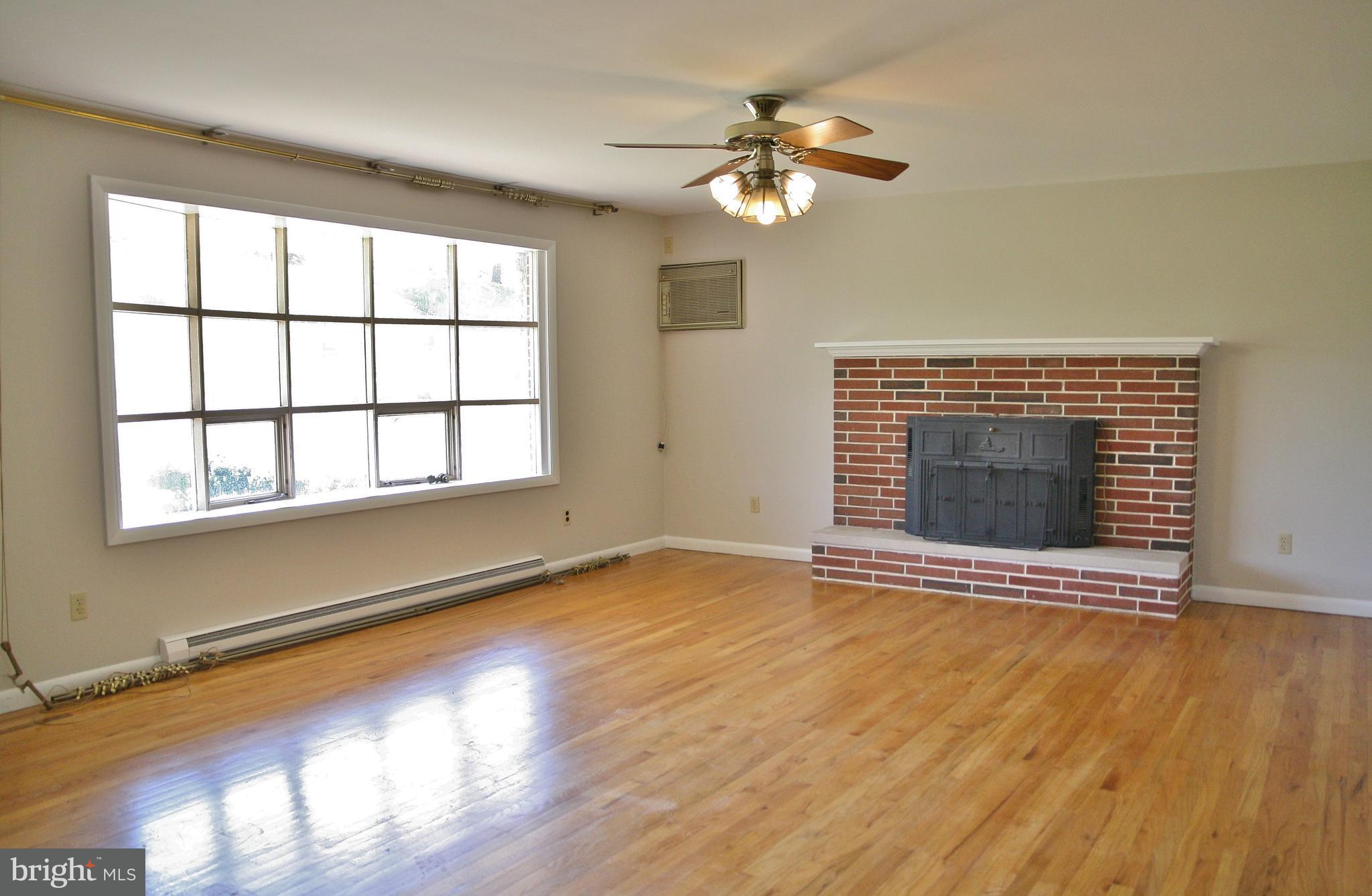 4 Shady Road Camp Hill, PA 17011 - Photo 3 of 30 Gallery Image 3