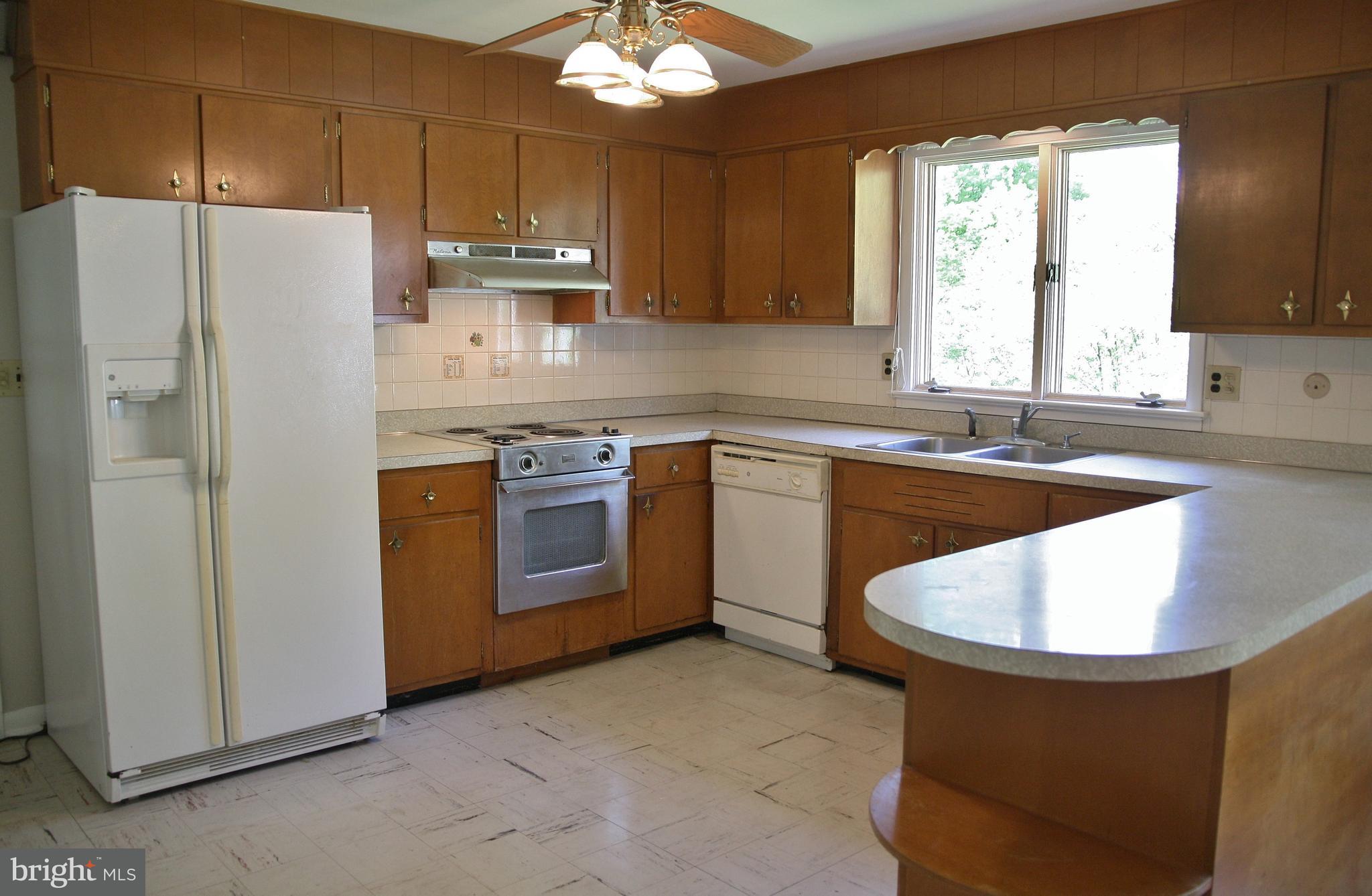 4 Shady Road Camp Hill, PA 17011 - Photo 8 of 30 Gallery Image 8