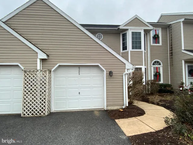 $269,900 | 6286 Spring Knoll Drive, Harrisburg, PA 17111