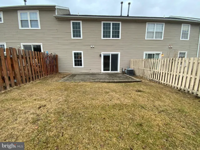 $269,900 | 6286 Spring Knoll Drive, Harrisburg, PA 17111