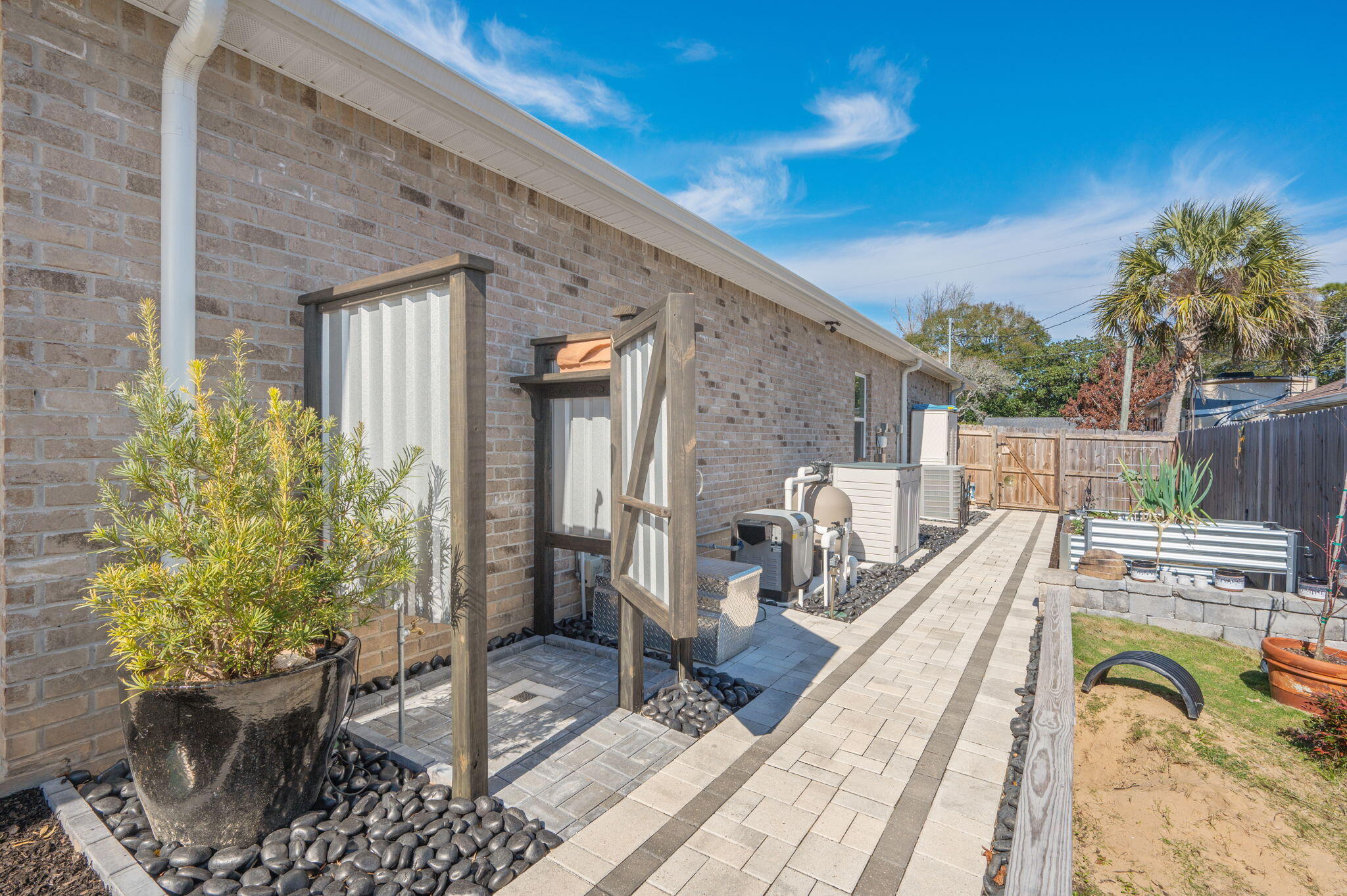 8 Maple Avenue Shalimar, FL 32579 - Photo 66 of 71 a view of balcony and patio