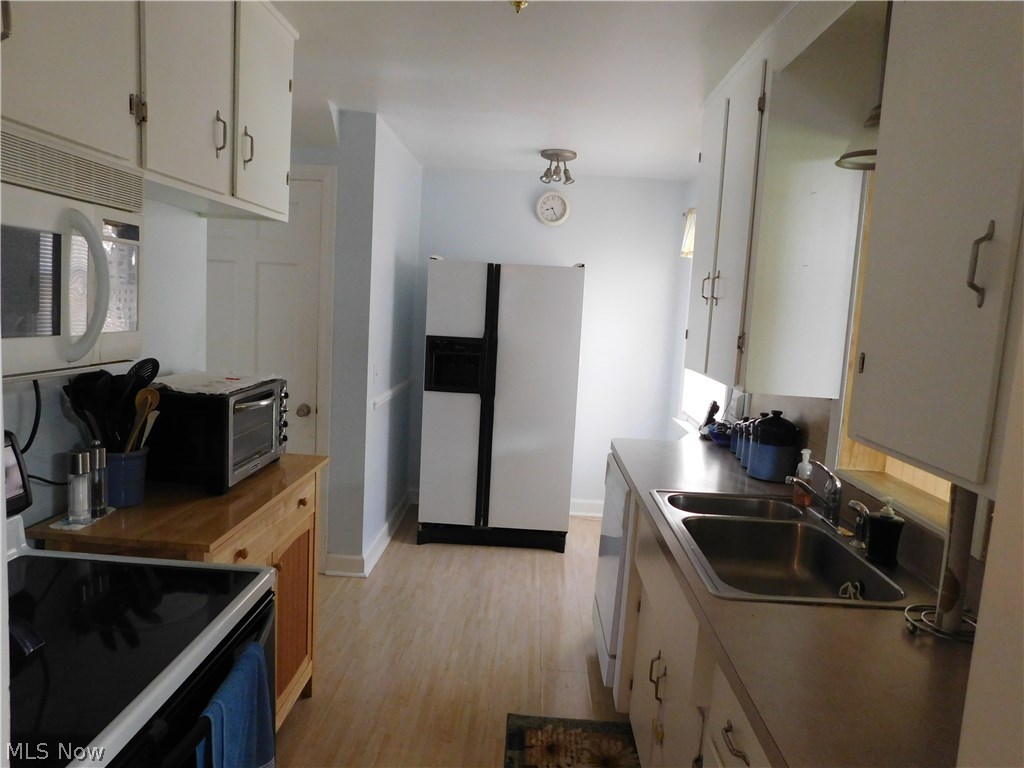 5127 Spencer Road Cleveland, OH 44124 - Photo 2 of 22 Gallery Image 2