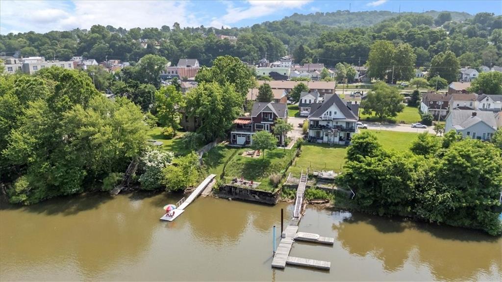548 Penn Street Verona, PA 15147 - Photo 43 of 47 an aerial view of residential houses with outdoor space