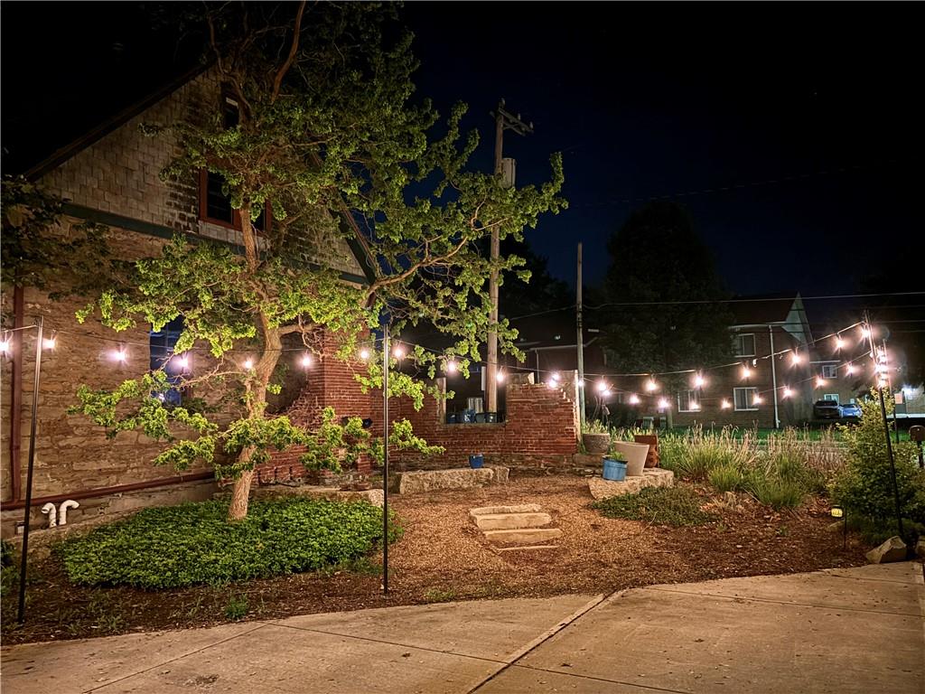 548 Penn Street Verona, PA 15147 - Photo 6 of 47 a view of yard