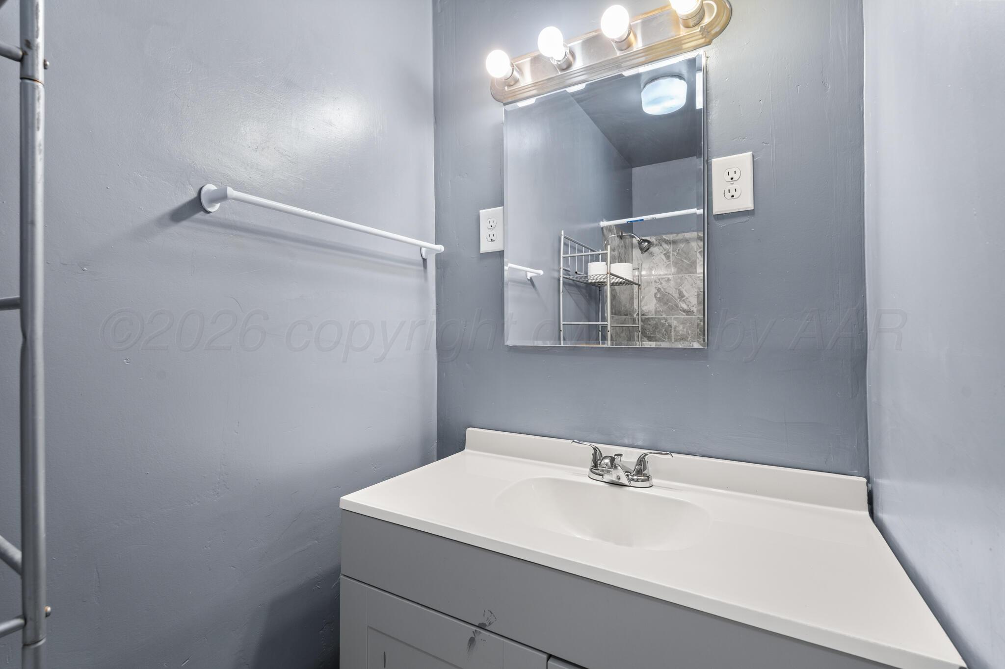 3105 Magnolia Street Amarillo, TX 79107 - Photo 15 of 20 3105 Magnolia Photography -09