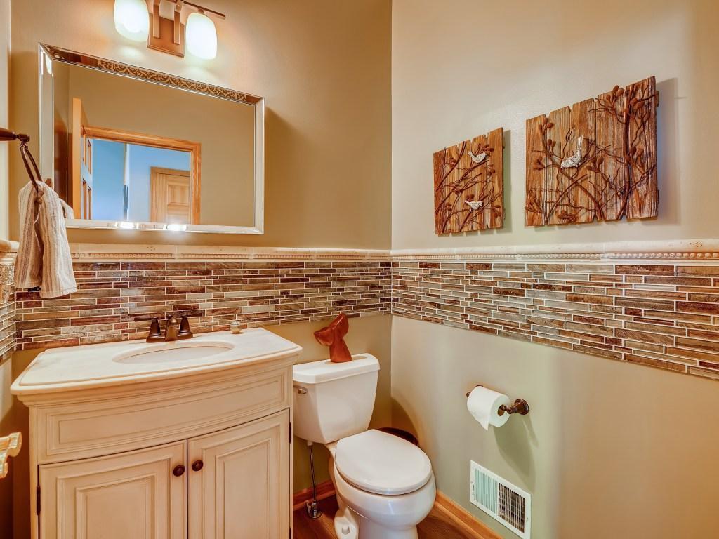 10604 Alison Way Inver Grove Heights, MN 55077 - Photo 19 of 29 Gallery Image 19