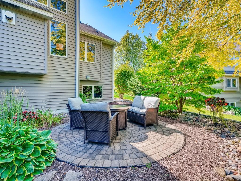 10604 Alison Way Inver Grove Heights, MN 55077 - Photo 5 of 29 Gallery Image 5