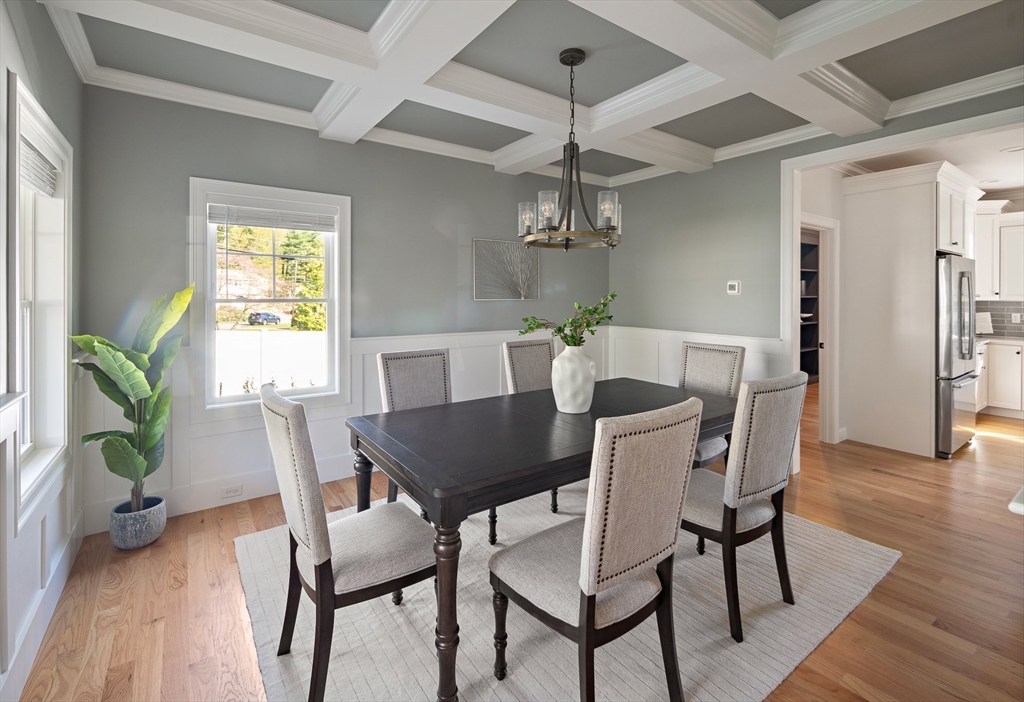 10 Hillcrest Road Burlington, MA 01803 - Photo 6 of 34 Gallery Image 6