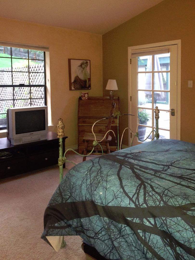38625 Oak Road Carmel Valley, CA 93924 - Photo 11 of 24 Gallery Image 11