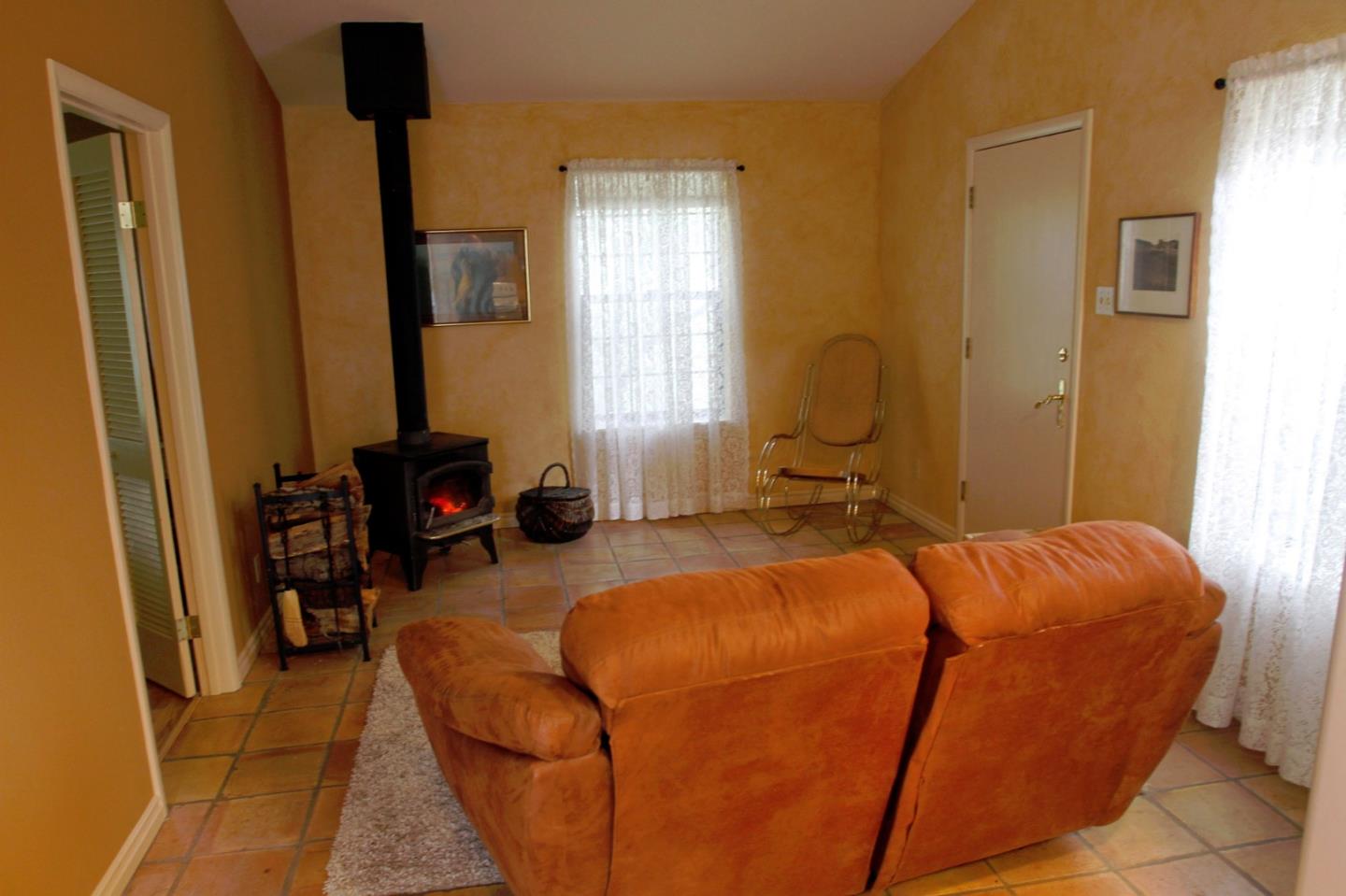 38625 Oak Road Carmel Valley, CA 93924 - Photo 16 of 24 Gallery Image 16