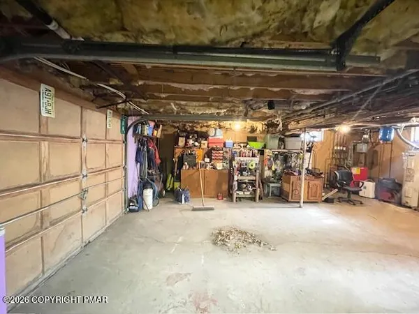 $194,999 | 127 Skyview Road, Dingmans Ferry, PA 18328