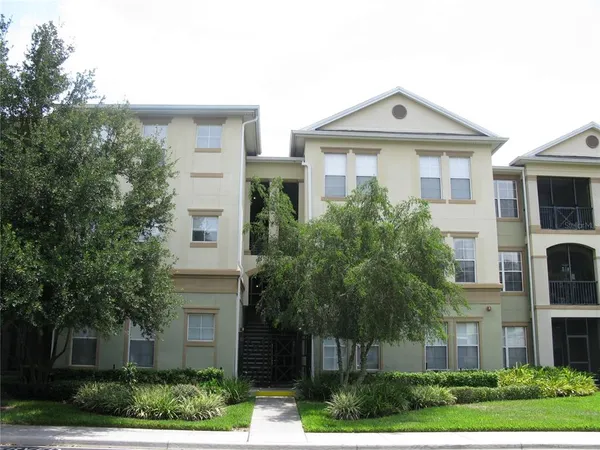 $2,150 | 11564 Mizzon Drive, Unit 902, Windermere, FL 34786