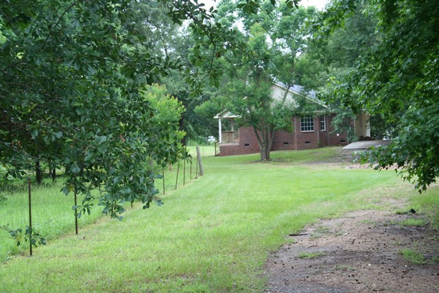 407 Pecos Road Hephzibah, GA 30815 - Photo 5 of 24 Gallery Image 5