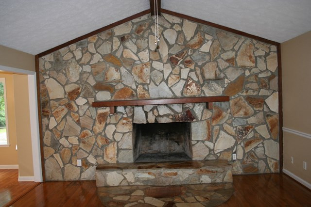 407 Pecos Road Hephzibah, GA 30815 - Photo 10 of 24 Gallery Image 10