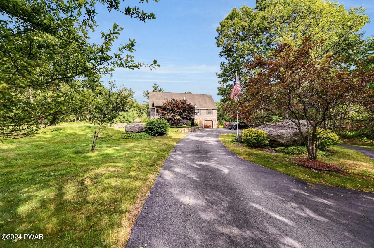 126 Ridge View Road Lackawaxen, PA 18425 - Photo 77 of 78 73 Outdoor Driveway