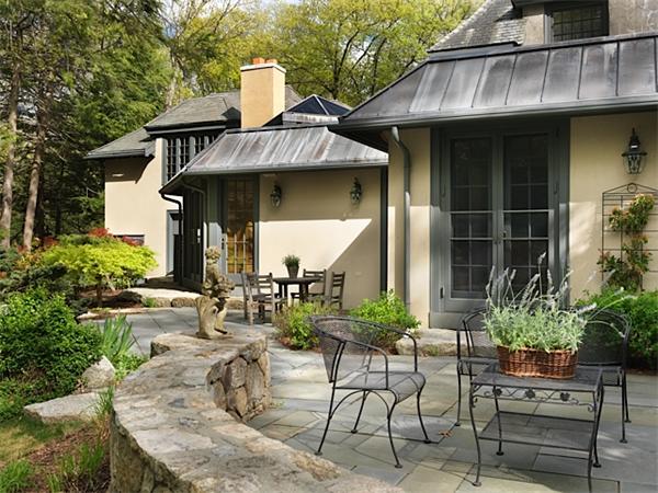 2 Willow Road Weston, MA 02493 - Photo 18 of 21