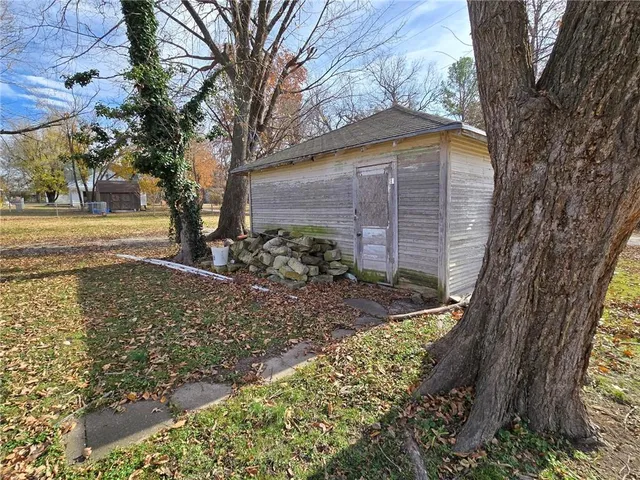 $45,000 | 617 Mill Street, Neodesha, KS 66757