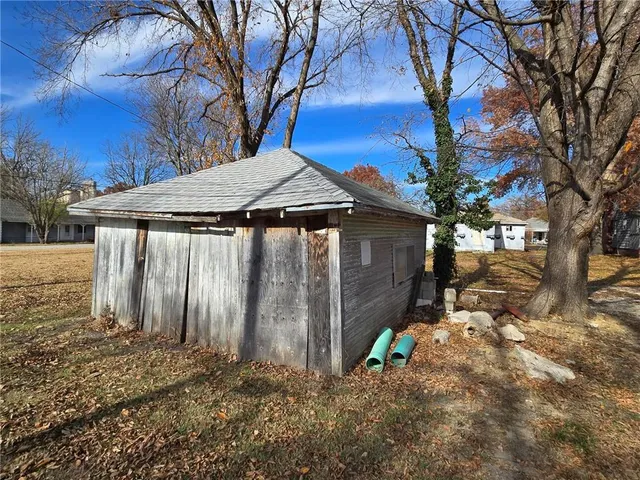 $45,000 | 617 Mill Street, Neodesha, KS 66757