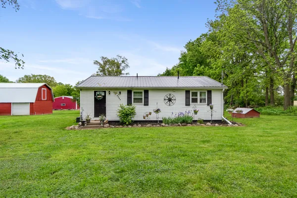 $255,000 | 5005 Cross Road, Spring Arbor, MI 49283