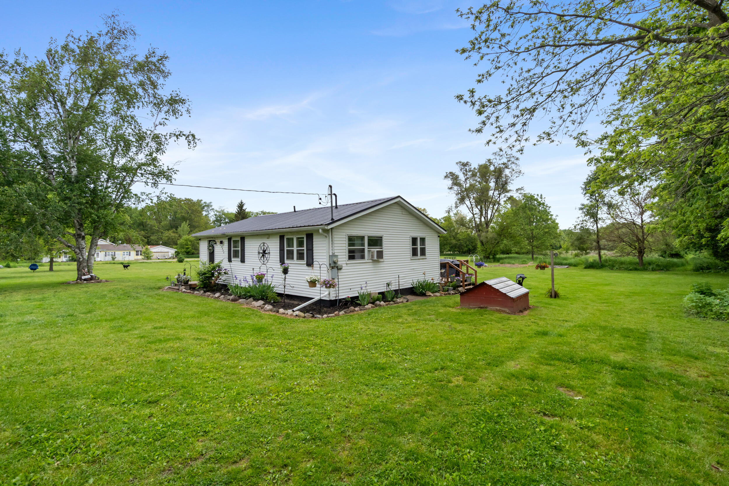 5005 Cross Road Spring Arbor, MI 49283 - Photo 4 of 53 5005 Cross Rd, Concord MI 49237