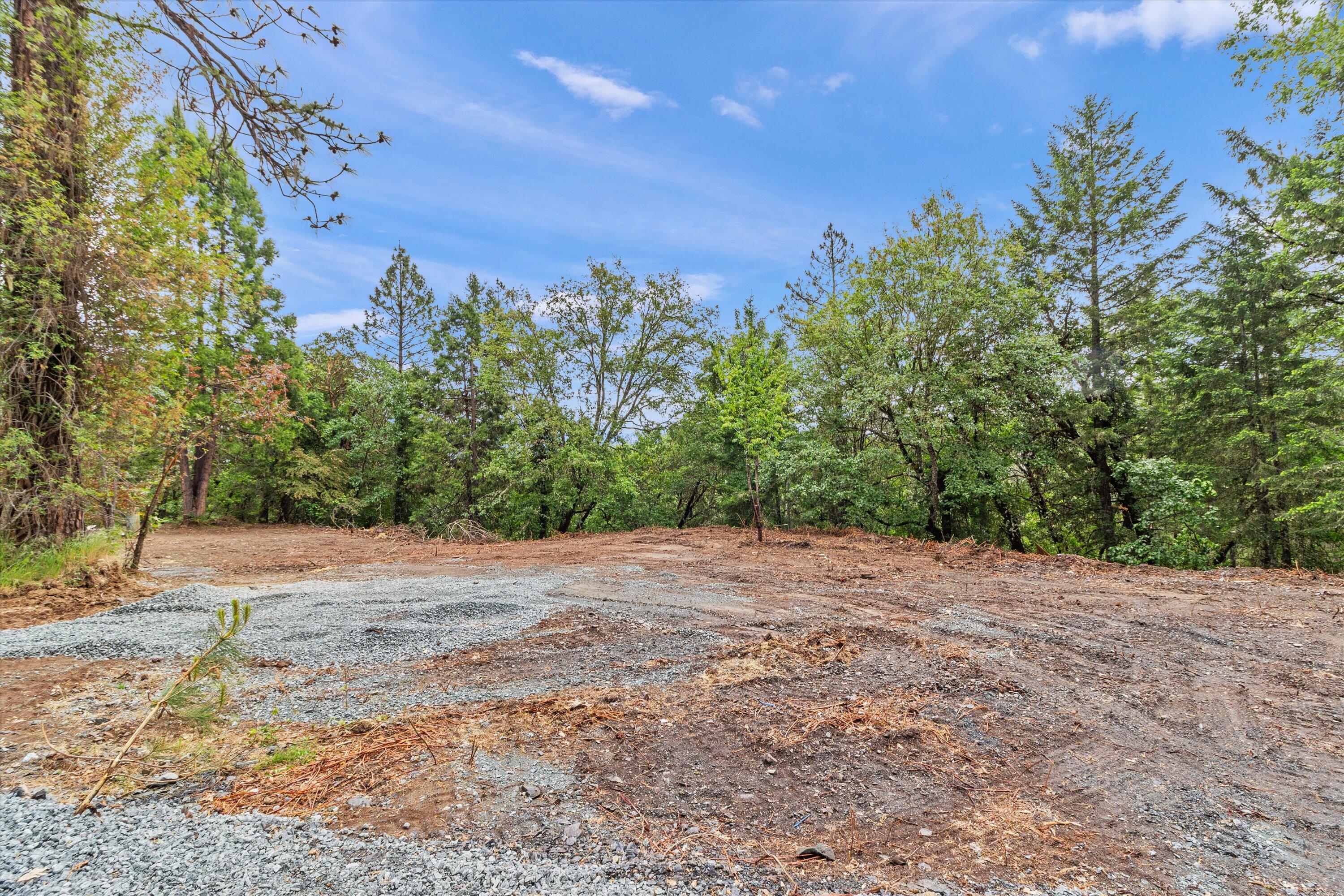 2670 Robertson Bridge Road Grants Pass, OR 97526 - Photo 6 of 24 03-2670 Robertson Bridge Rd-3