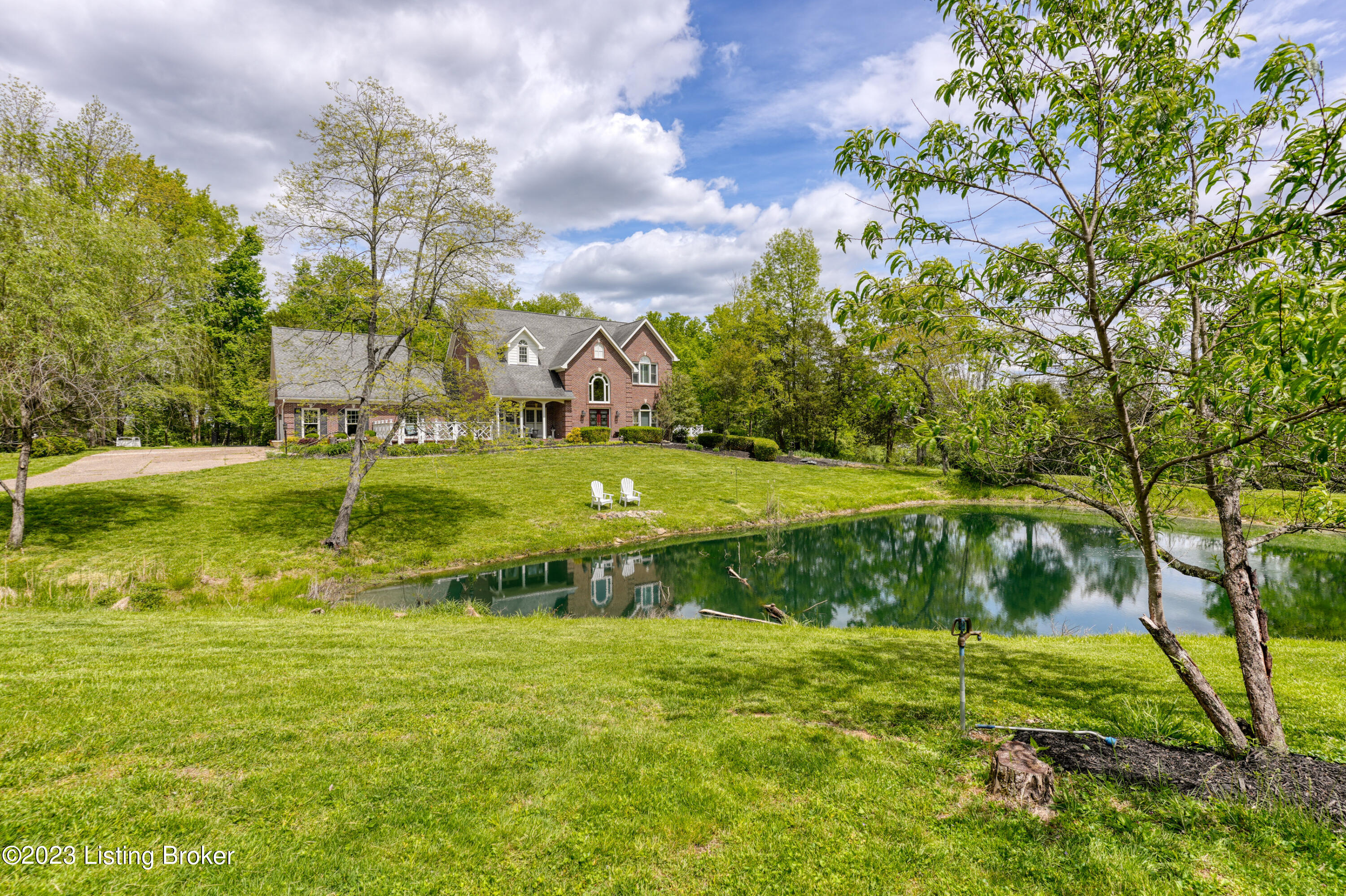 1912 Long Run Road Louisville, KY 40245 - Photo 1 of 54 001 - 20230502 08863