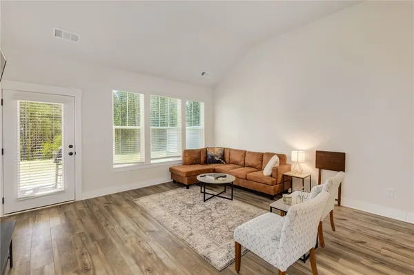 $2,800 | 149 Grange Vly Lane, Central, SC 29630