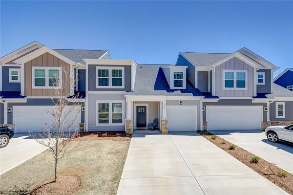 $2,800 | 149 Grange Vly Lane, Central, SC 29630