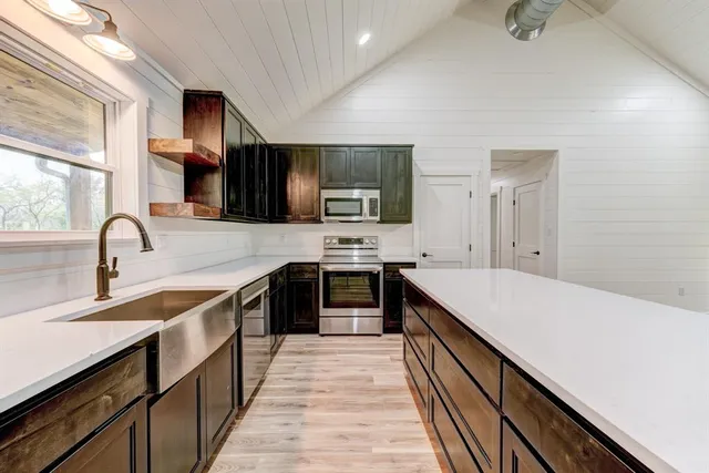 $499,900 | Undisclosed Address, Lockhart, TX 78644